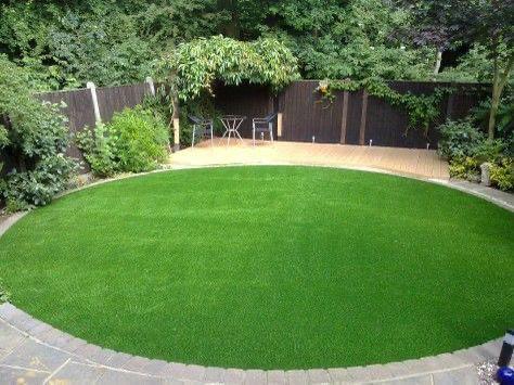 Curved artificial grass lawn installation